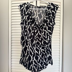 Chaus Black and White Patterned Drape Blouse